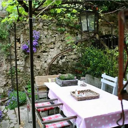 Bed and Breakfast A Casanostra *